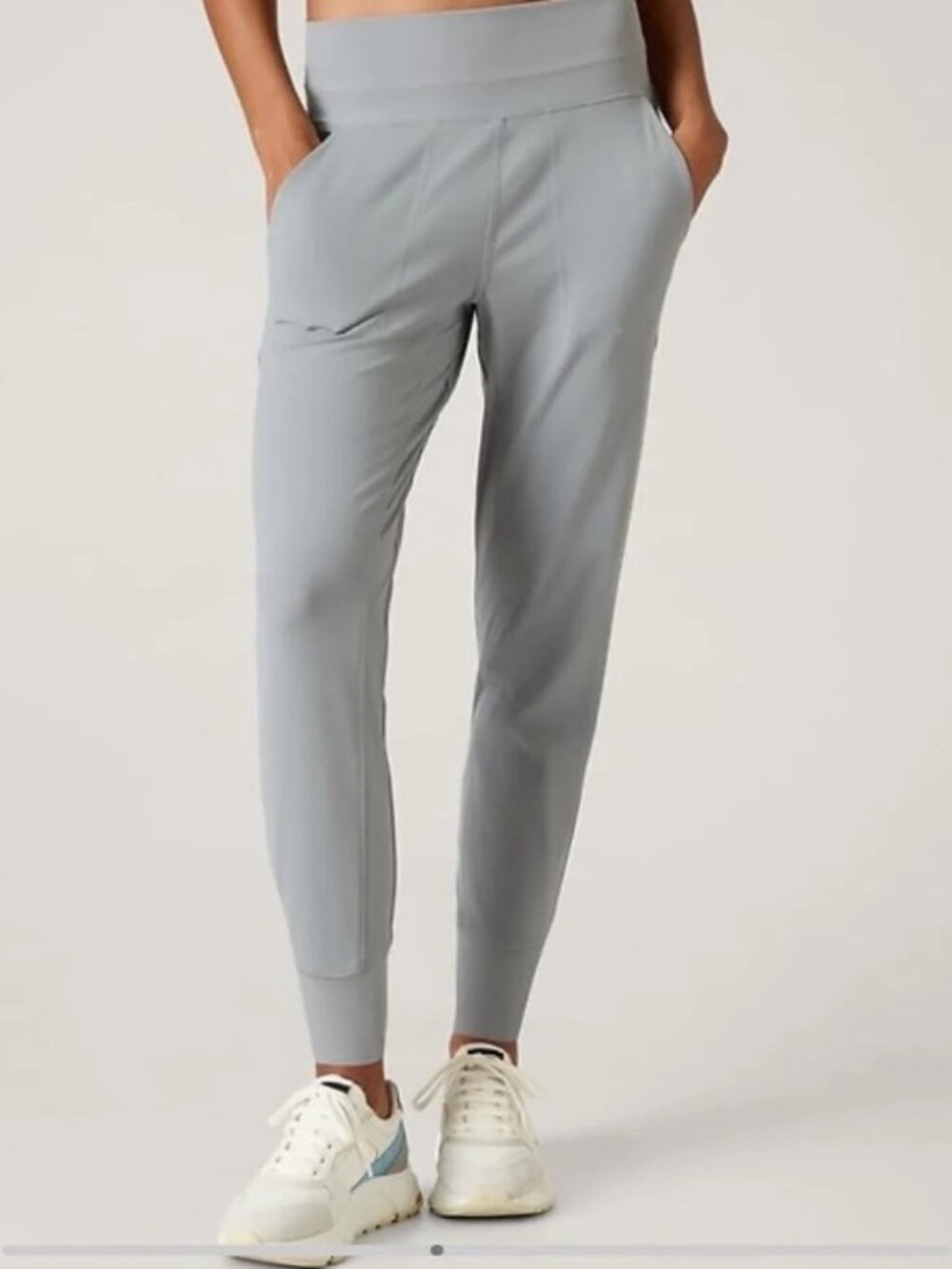 Athleta Brooklyn Jogger Pants Light Grey Medium